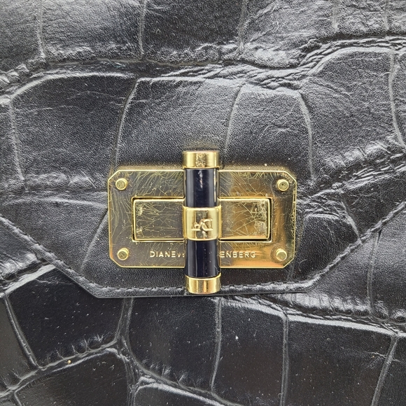 Diane Von Furstenburg Secret Agent Purse - Picture 10 of 16